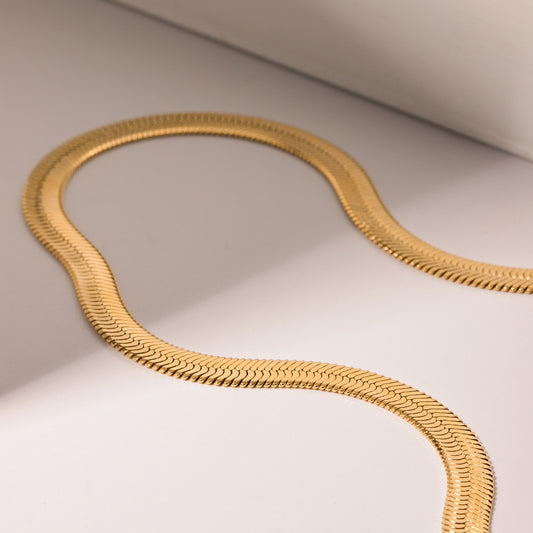 Chain in the Neck