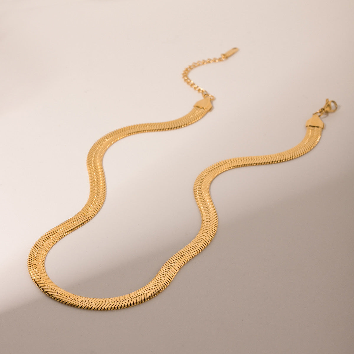 Chain in the Neck