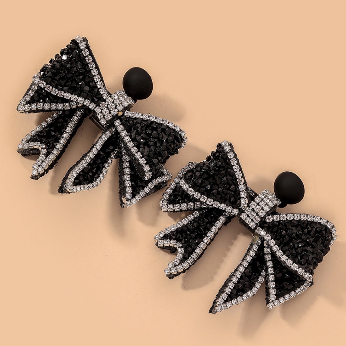 Big Black Bow