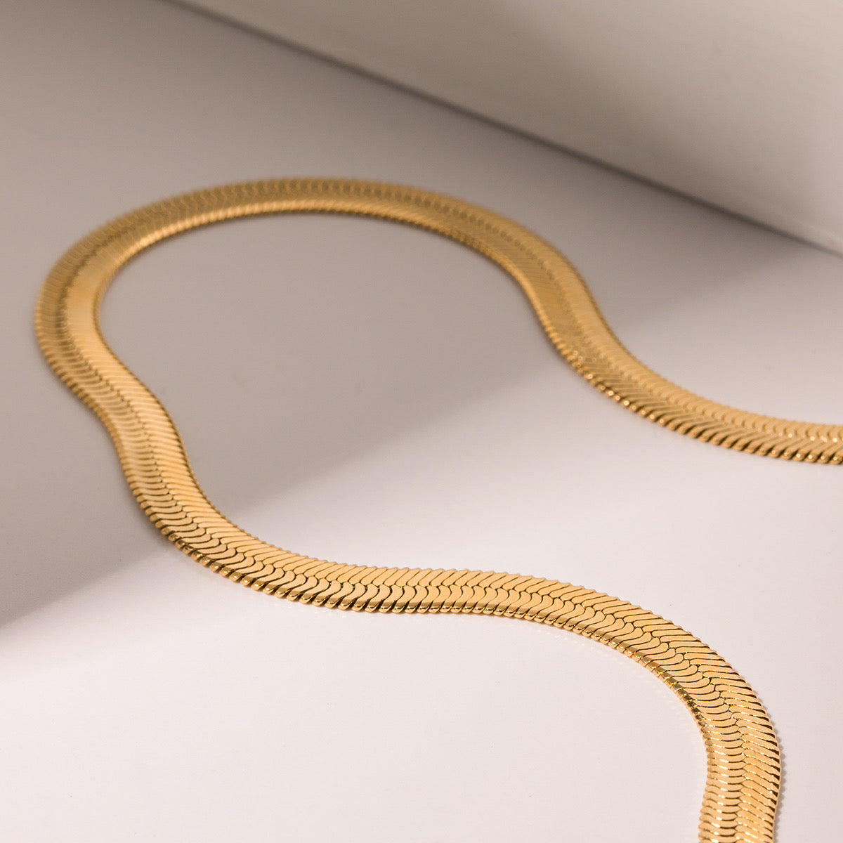 Chain in the Neck
